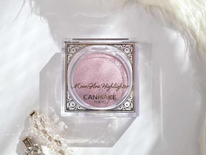 画像: 【キャンメイク】「ムーングロウハイライター」03 ムーングロウライラック ¥880（税込）