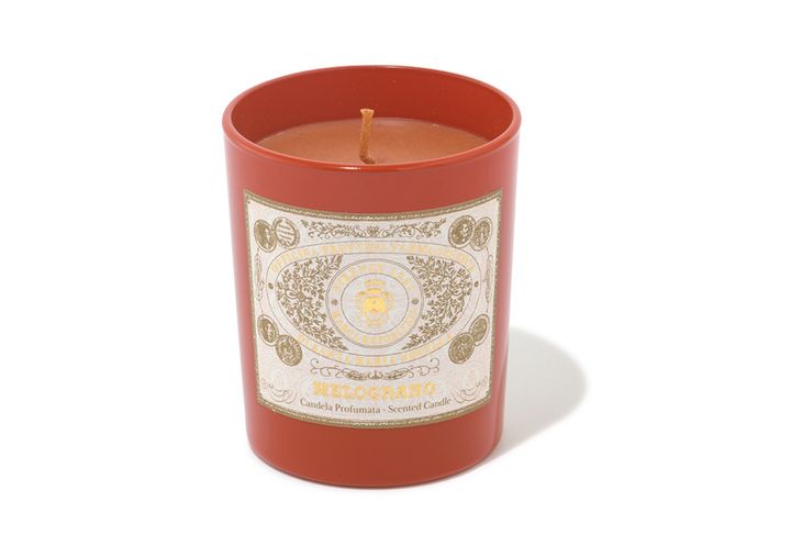 サンタ・マリア・ノヴェッラののアイコニックなフレグランスを楽しめるキャンドル。