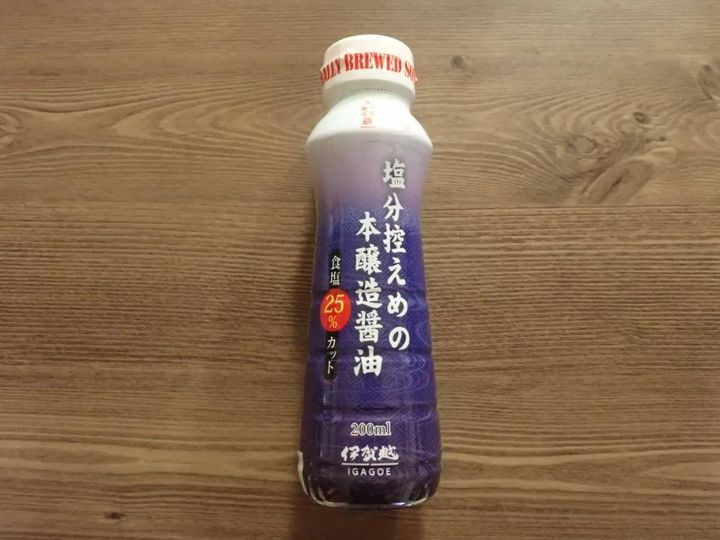 DAISO(ダイソー)：伊賀越 塩分控えめの本醸造醤油 200ml