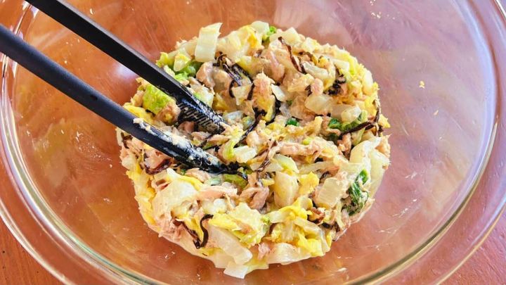 白菜とツナマヨ塩昆布あえ