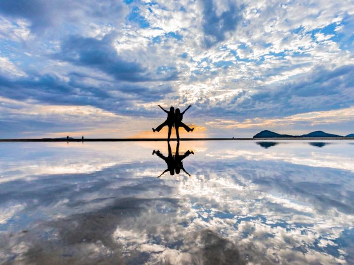 All About ニュース編集部が全国250人を対象に実施した好き＆行ってみたい絶景スポットに関するアンケートの調査結果から、好き＆行ってみたい「香川県の絶景スポット」ランキングを発表！ 2位「父母ヶ浜（三豊市）」を抑えた1位は？