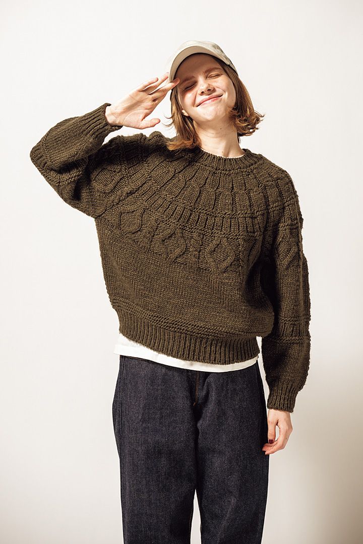 デニムと相性良すぎ！この冬プラスしたいニット18選