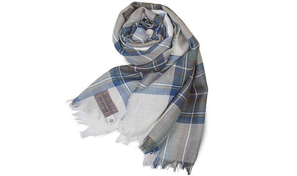 Lochcarron of scotland 「薄手大判ストール」7700円(税込）