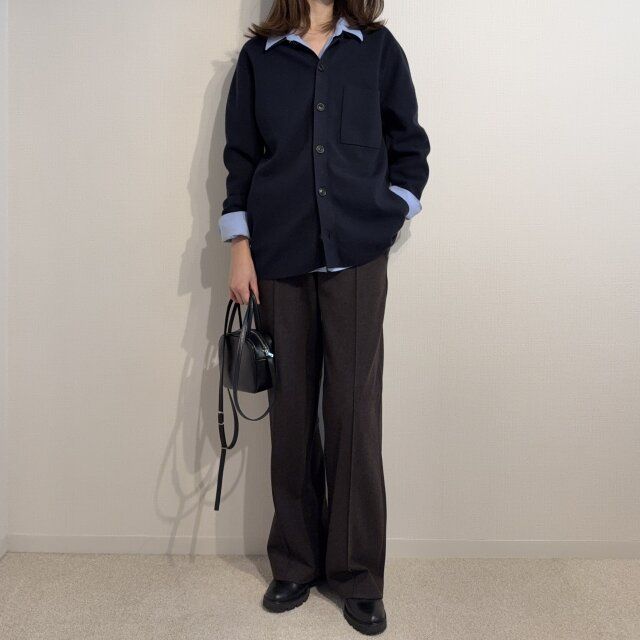 ユニクロブラッシュドジャージーワイドパンツのメンズライクコーデ