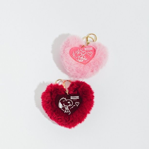 「ハートファーキーホルダー」(各1320円)