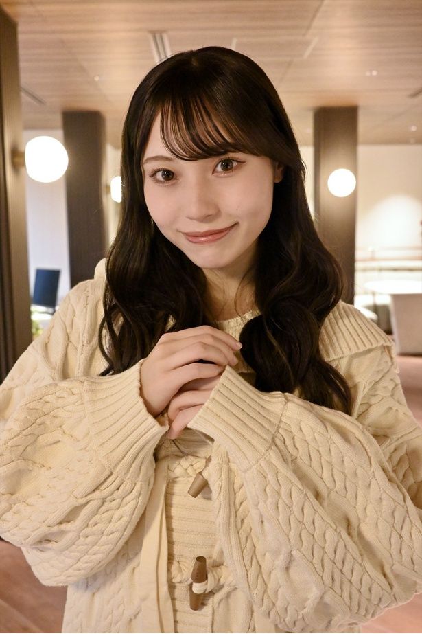 発売日に大阪・戎橋の「TSUTAYA EBISUBASHI」さんを訪問して、人生初の自分のパネル展を見たのもいい思い出です 」