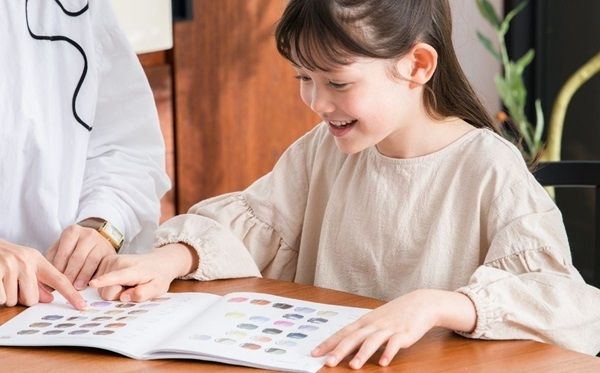 ランドセルブランド「ARTIFACT」が全国90ヶ所以上で2027年度モデル出張展示会を開催