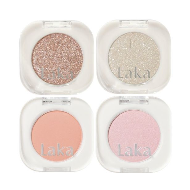 日本のオフラインで初登場となる「Mono Eyeshadow(モノアイシャドウ)」全50色 各色1045円