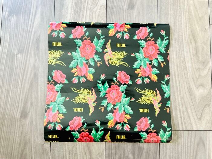 不器用さんでもOK！『簡単ギフト袋』の作り方。包装紙1枚でこんなに可愛くなるなんて♡