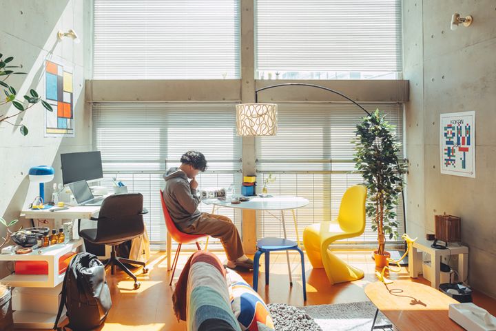 カラー選びで個性を演出。色使いにこだわったインテリア3選