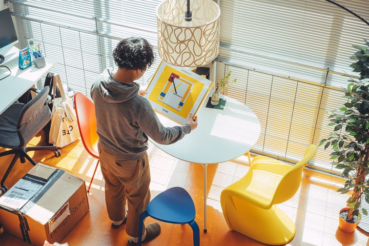 カラー選びで個性を演出。色使いにこだわったインテリア3選