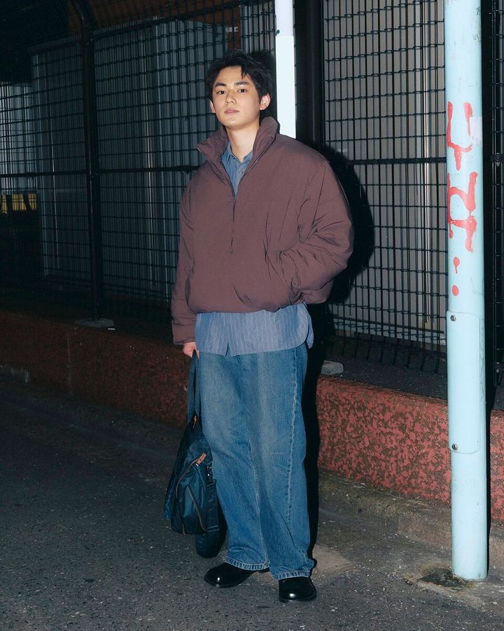 【スナップ】ダウンを着ていてもインナーへの意識を忘れずに…シャツで個性を演出