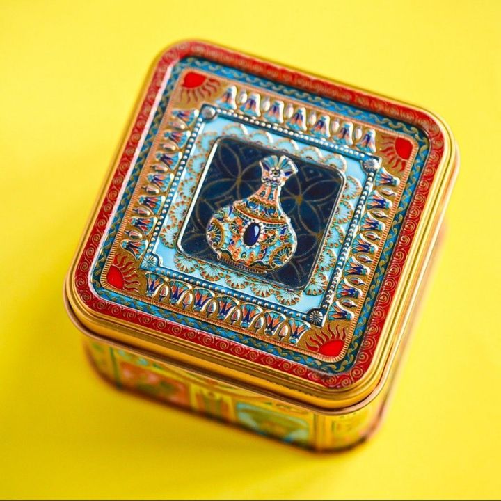 会場限定！1人3点のみしか買えない大人気お菓子缶