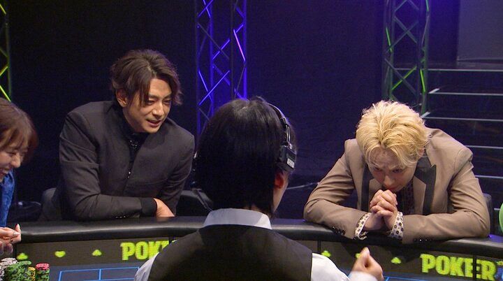 【映像】表情が切なすぎる…“イケメンポーカー対決”の劇的結末