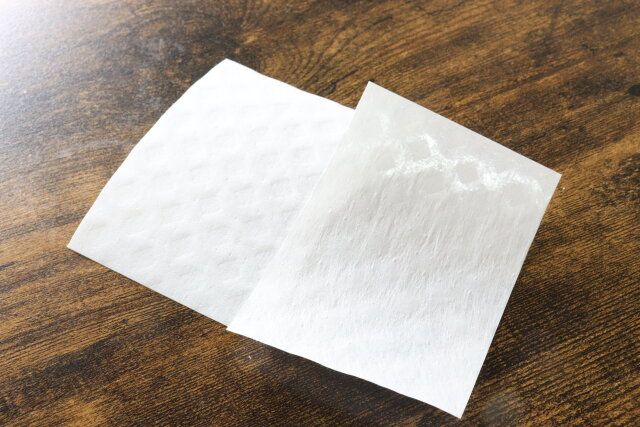 ダイソーのごはんがべたつきにくい！お弁当シート