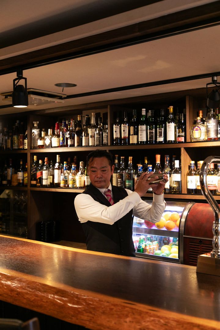 バーテンダーの今村頼輝さん