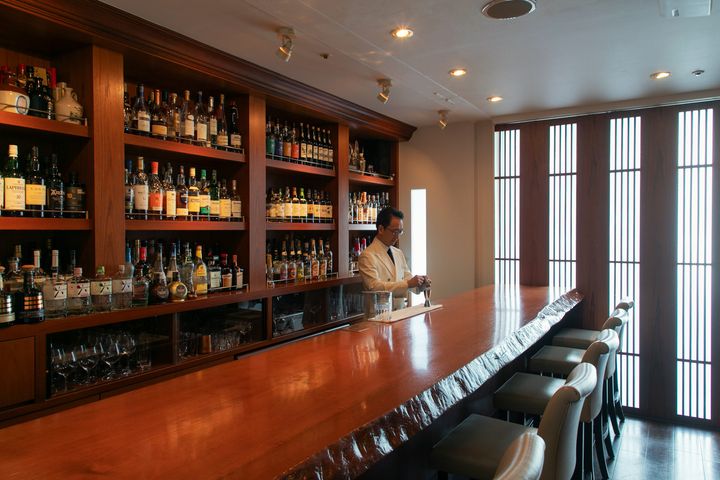 『サンルーカル・バー』内観