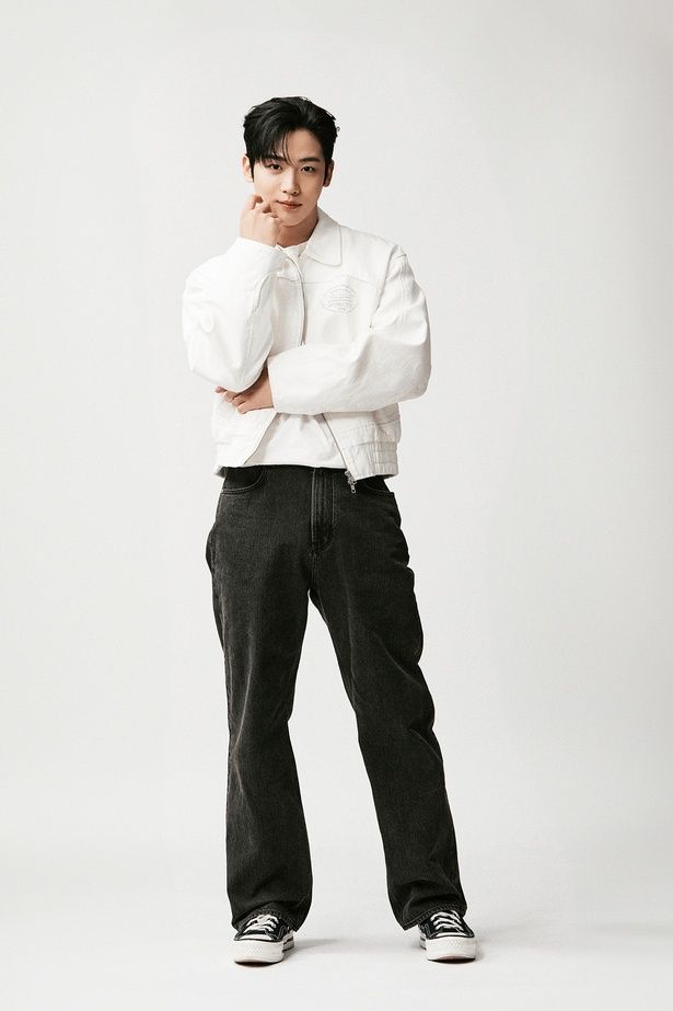 身長181cmと高身長のキム・ヨハンさん （C）BINGE WORKS & PONY CANYON & STORYMOB All Rights Reserved.