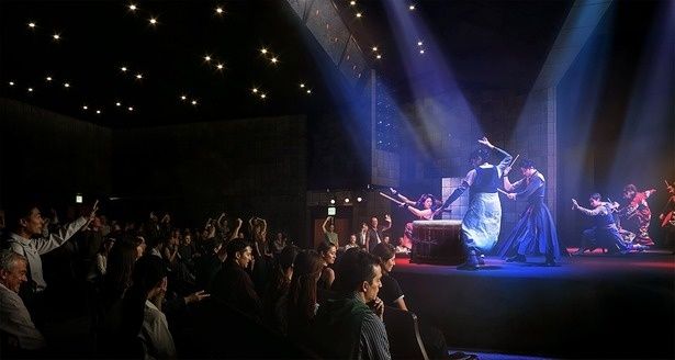 言葉の壁を越えて人と人をつなぐ「DRUM TAO」のパフォーマンス