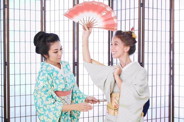 【東京都江東区】本格的な日本舞踊を気軽に体験！知識ゼロでも着付けから学べるワークショップ開催