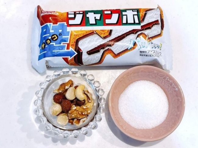 チョコモナカジャンボ