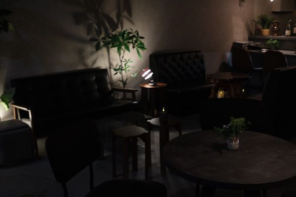 【熊本県人吉市】夜にスイーツと球磨焼酎が楽しめる新スポット「YORU. sweets and bar」が誕生