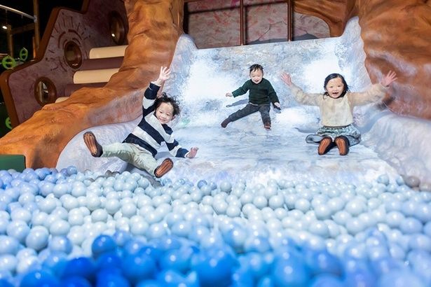 最新の技術で表現した激流すべり 画像提供：屋内・冒険の島 ドコドコ