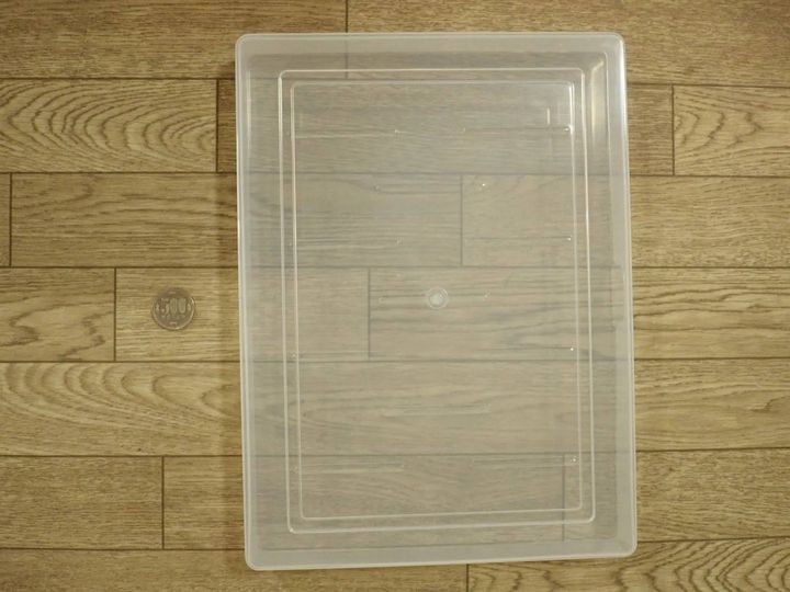 DAISO(ダイソー)：A4書類ケース