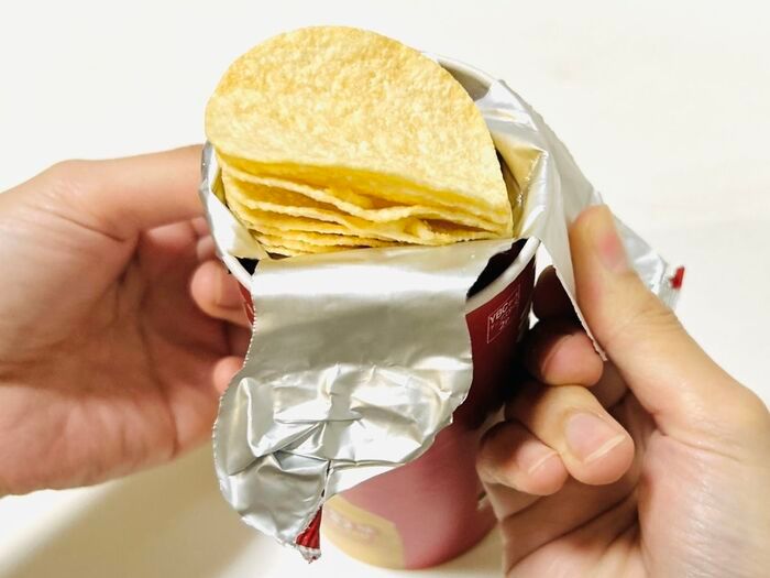 革命的すぎる…！！『チップスター』のナイスな食べ方。これは真似せずにはいられない！