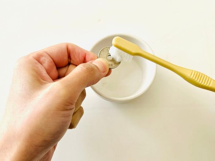 汚れた硬貨が”新品