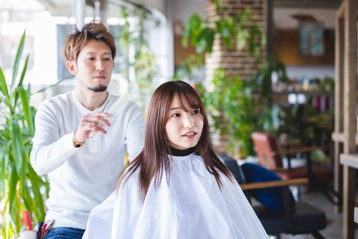 年末年始に美容室に行く場合、年末と年始、どっちがお勧め？（画像はイメージ）