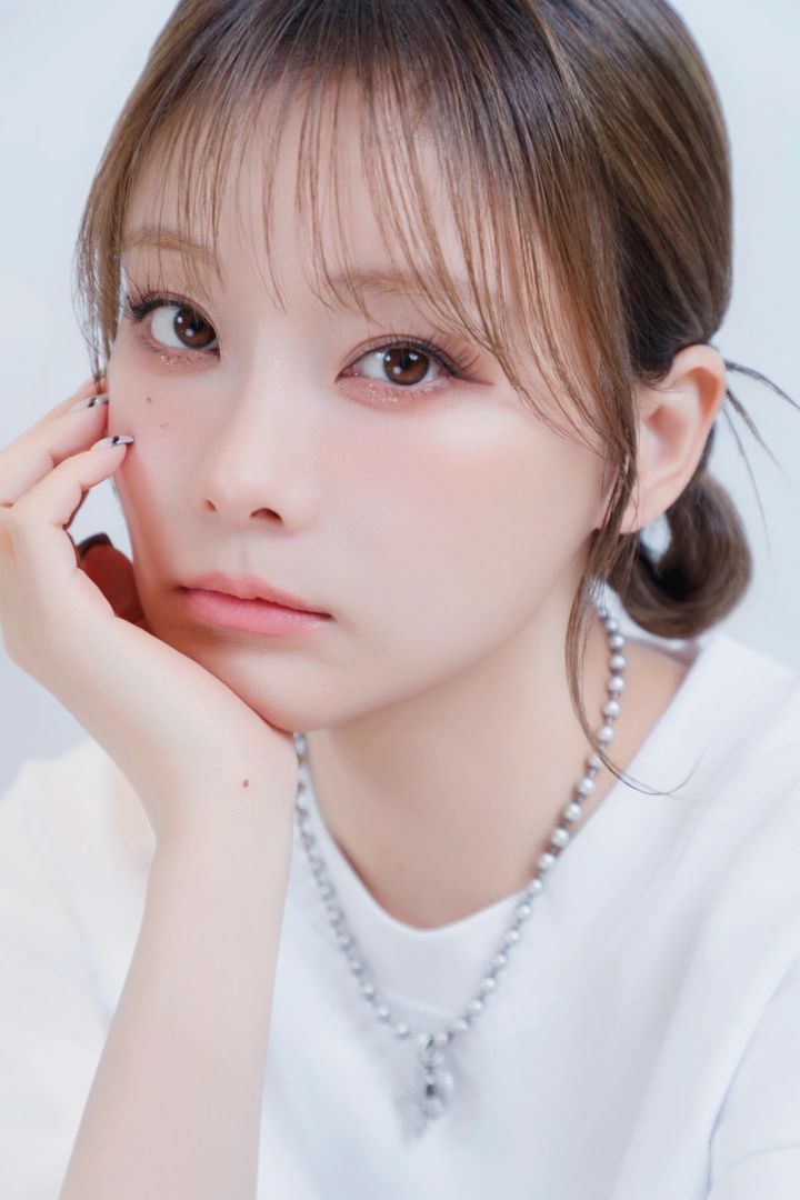 重盛さと美 美容 垢抜け