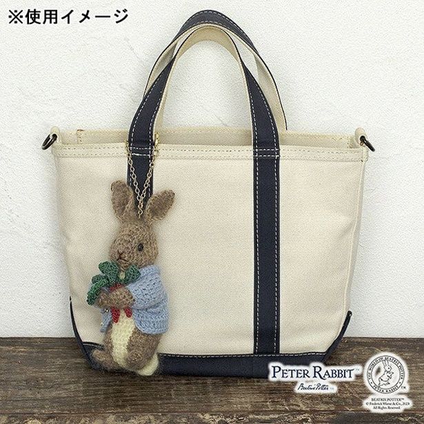 チャームの使用イメージ。バッグなどに装着して楽しもう！