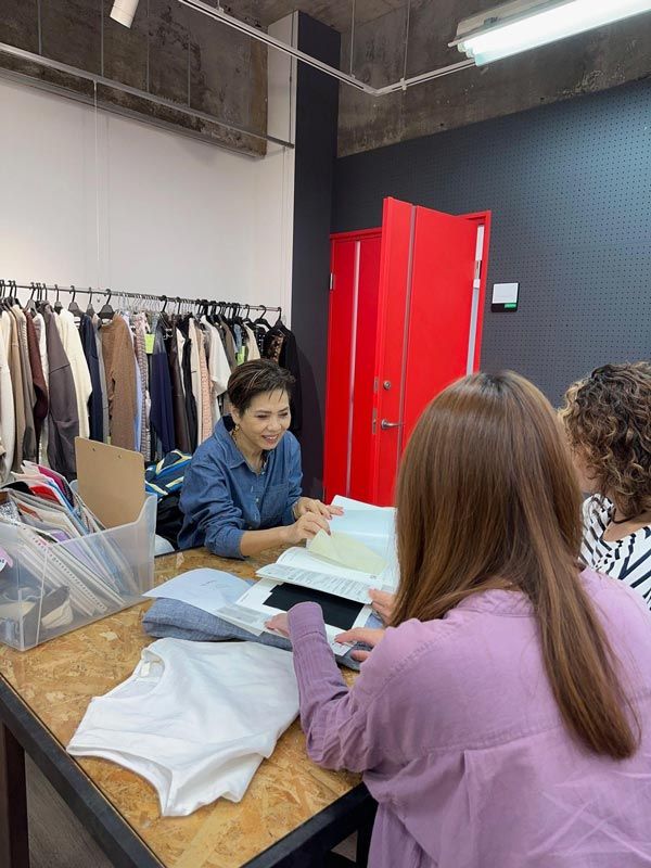 バブル世代、生きる力は「物欲」のおかげ