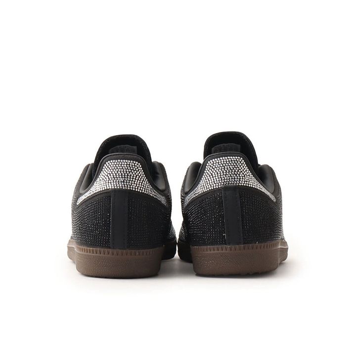 アディダス オリジナルスの「サンバ OG W」¥18,700