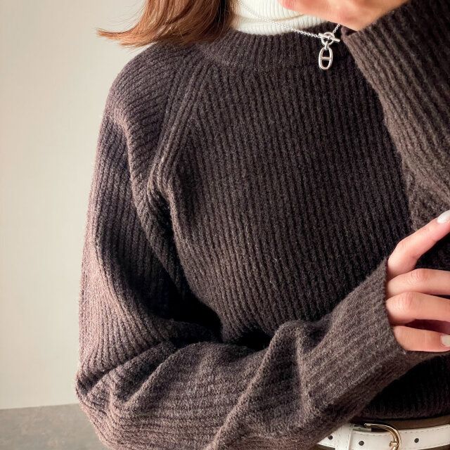 しまむらブラウンニット 生地感