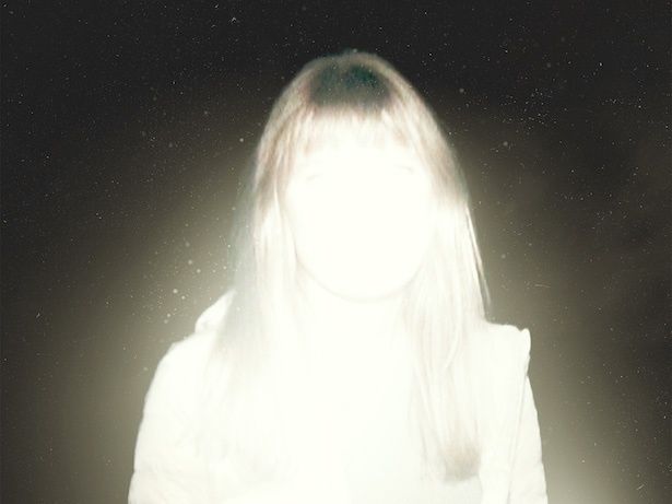 映画『シェルビー・オークス』のメイン写真 (C)2024 SHELBY OAKS LLC All Rights Reserved