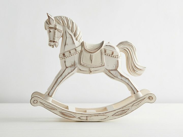 2026年の干支「丙午（ひのえうま）」は、60年に1度の巨大なパワーにあふれる年。干支風水に詳しい村上瑞祥さんに、運気を味方にするインテリアや掃除のコツを聞きました。※画像：Shutterstock.com