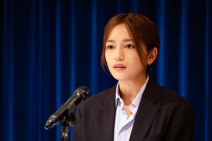 【写真・画像】大物俳優の性加害隠蔽に捏造記事「私たちが終わらせなければいけない構造がある」“芸能事務所社長”柴咲コウが語った命懸けの“芸能界の改革宣言”『スキャンダルイブ』最終話 2枚目