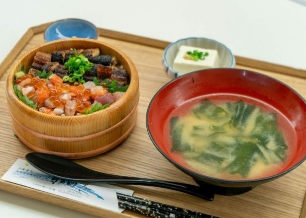 濱の四季「若狭おばま醤油干し」穴子濱丼(あなごはまどん)2200円