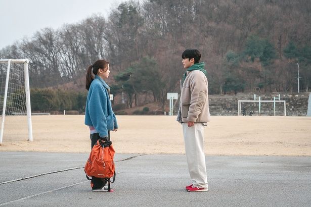 『第4次恋愛革命 ～出会いはエラー：恋はアップデート～』はPrime Videoで独占配信中 （C）BINGE WORKS & PONY CANYON & STORYMOB All Rights Reserved.