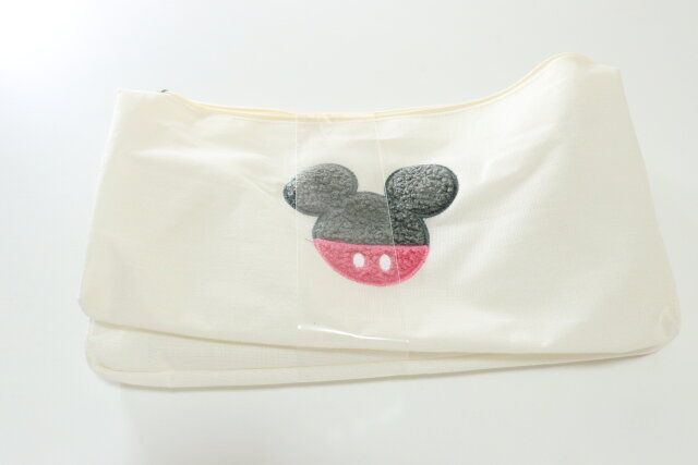 刺繍付収納ボックス、ファスナー付（ミッキーアイコン／ミニーアイコン） パッケージ