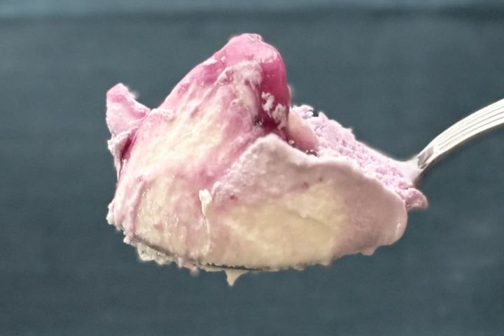 「濃厚でうま」「ボリュームすご」【セブン】インパクト大のコラボアイス