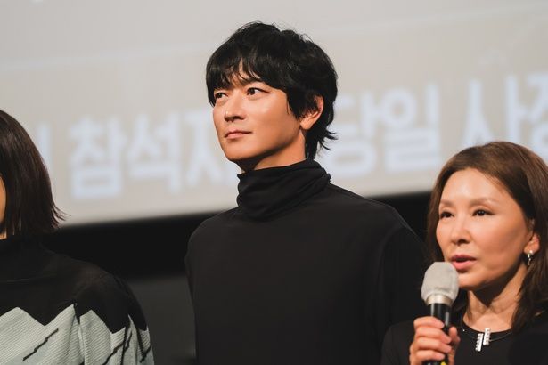  カン・ドンウォンはホ・ミョンヘン監督からその爽快なアクションシーンを絶賛された [c]2025 Disney and its related entities