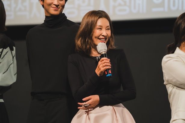 劇中とは打って変わって明るいムードメーカーぶりを発揮したイ・ミスク [c]2025 Disney and its related entities