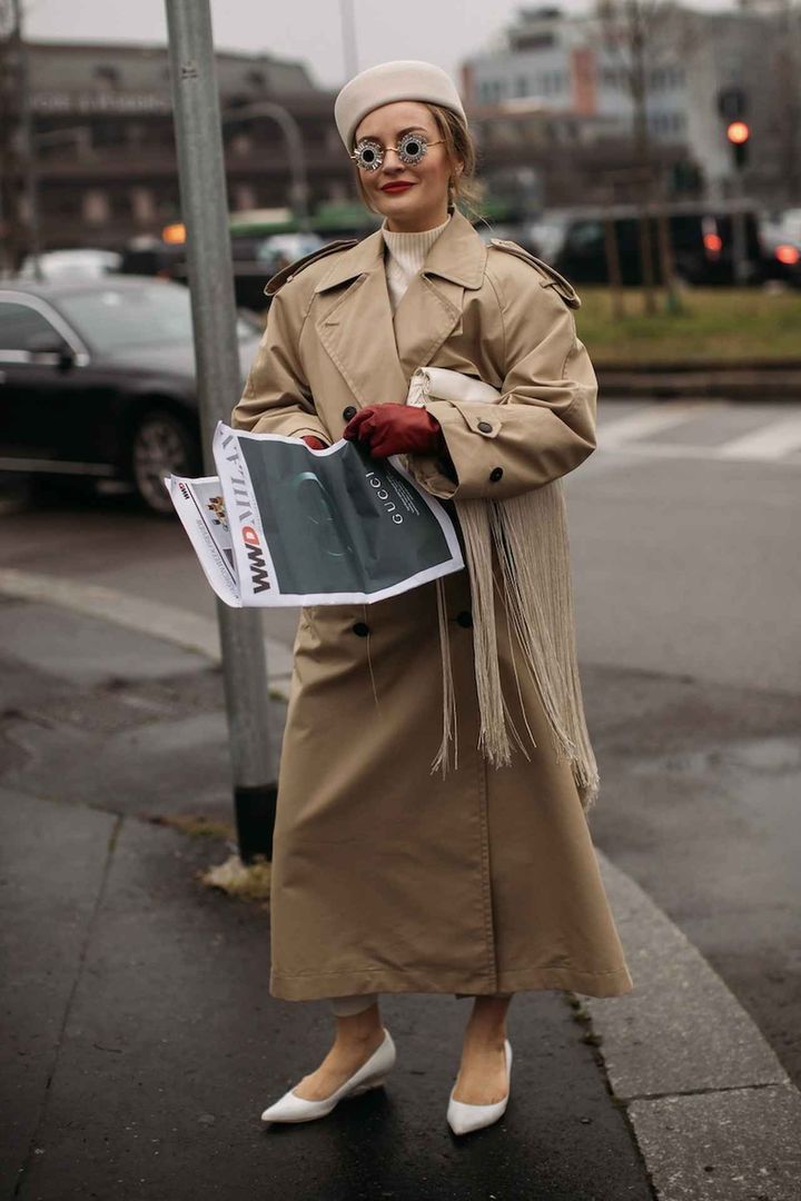 画像: 万能トレンチコートをアレンジ