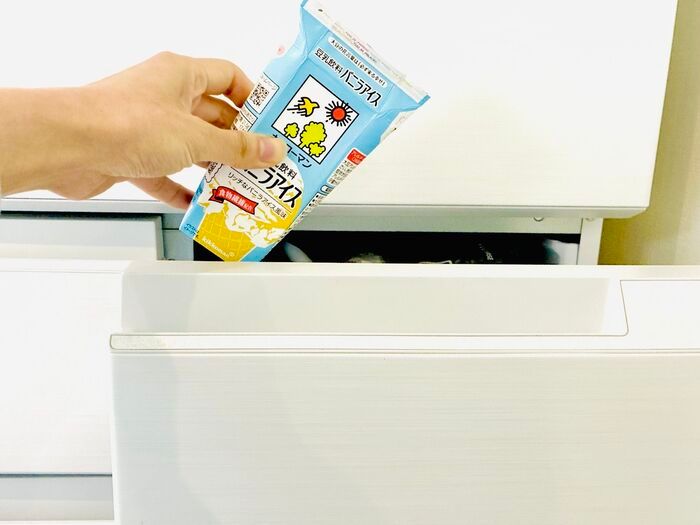 『豆乳飲料』を紙パックごと冷凍庫にドーン！→禁断の「シャリシャリ化」を試してみたら…激ウマでした。