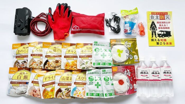 持ち歩ける『防災ボトル』を100均グッズで作ってみた。防災バッグの見直しも！【もしもの備えに】