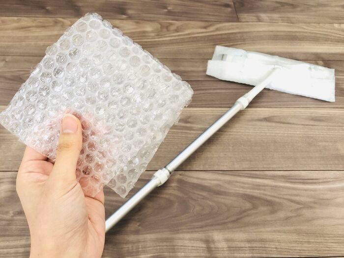 「フロアワイパー」の掃除力がアップするスゴワザ！試してみたら…まさかこんなに違うなんて！