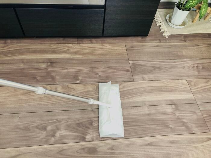 「フロアワイパー」の掃除力がアップするスゴワザ！試してみたら…まさかこんなに違うなんて！